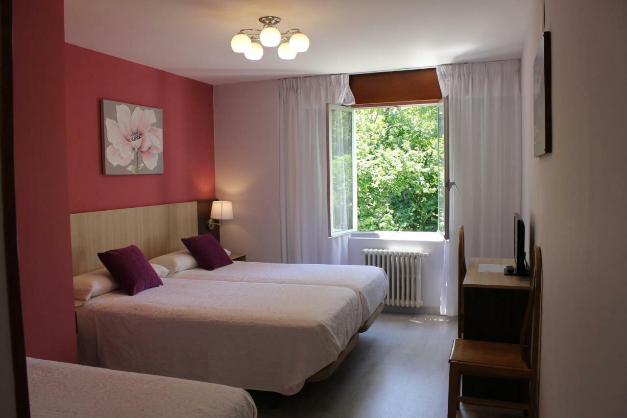Hostal Casa Abascal Posada De Valdeon Dış mekan fotoğraf